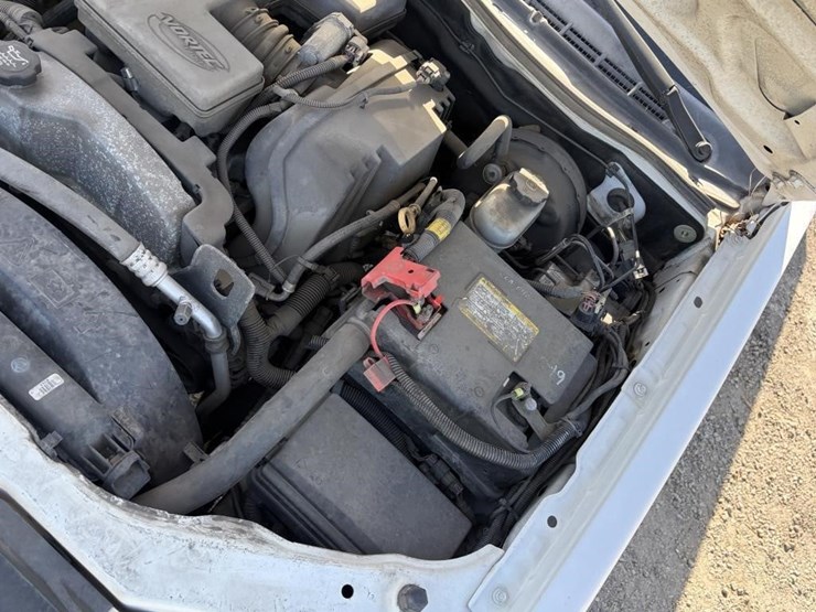 2011-chevrolet-colorado-image-18