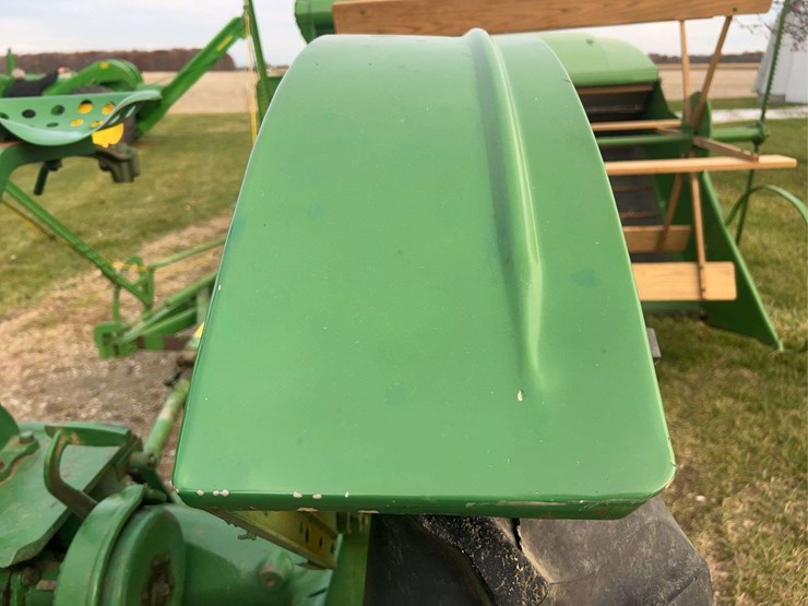 john-deere-model-b-image-53