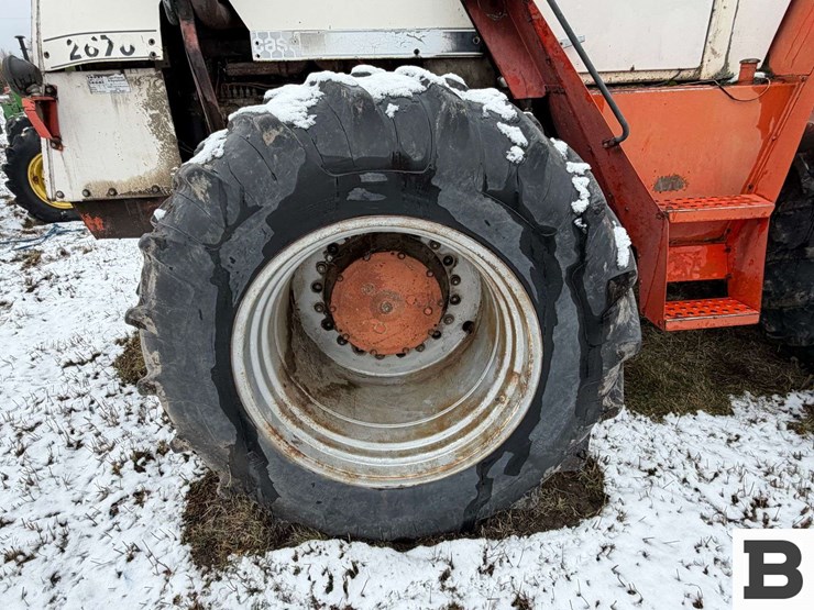 case-2670-tractor-image-13