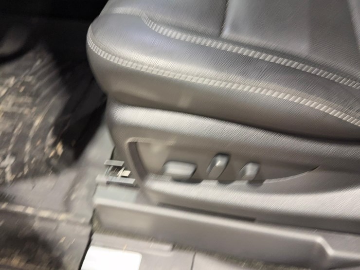 2018-chevrolet-silverado-1500-ltz-image-25