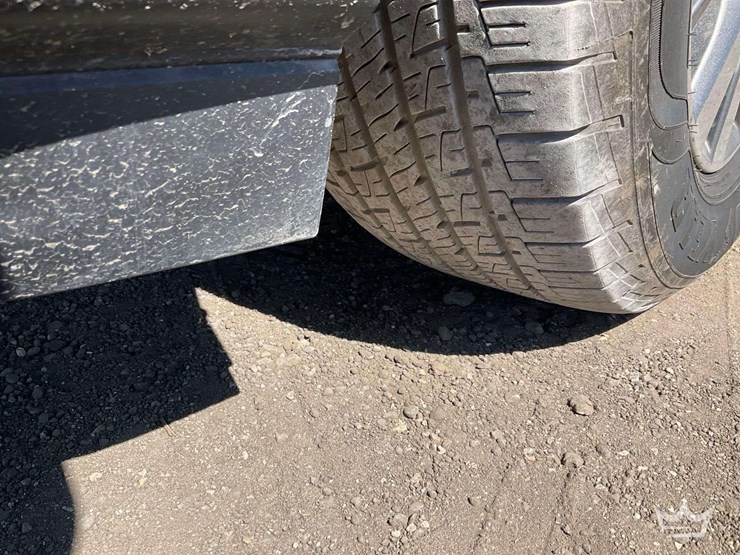 2017-nissan-pathfinder-image-35