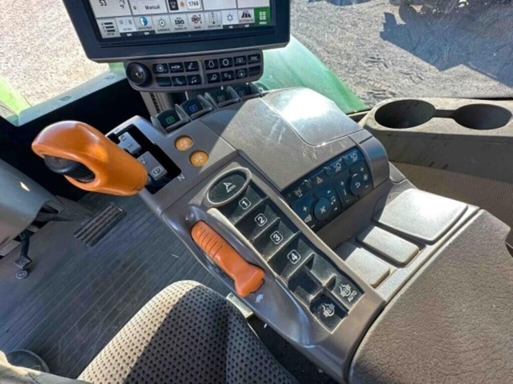 2017-john-deere-9520r-image-38