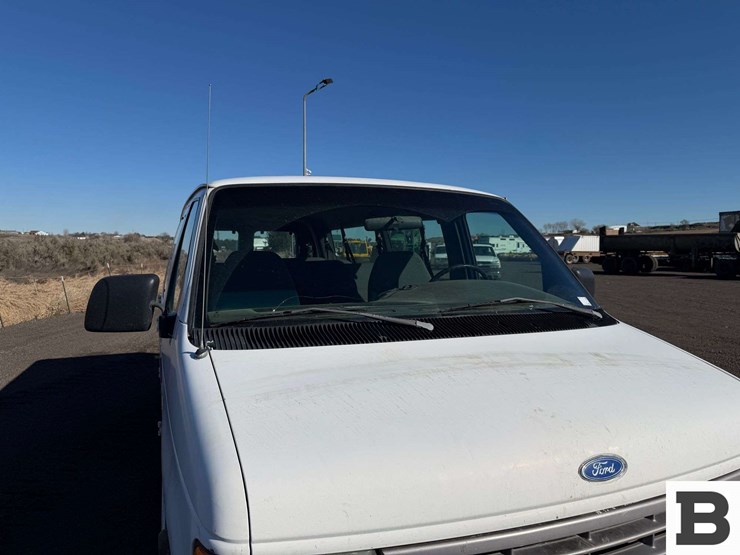 1995-ford-econoline-350-image-10