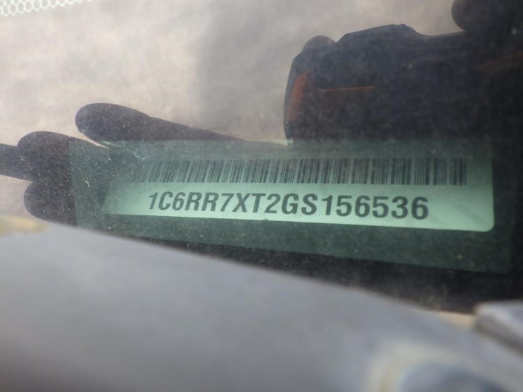 2016-dodge-1500-image-15