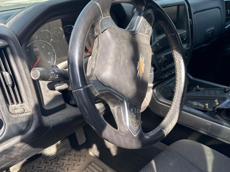 2016-chevrolet-silverado-1500-image-14