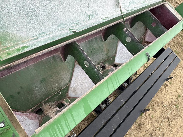 crust-buster-6020-image-10