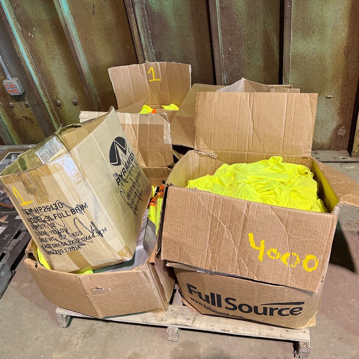 #4000 • MICS LOT OF SAFETY WEAR