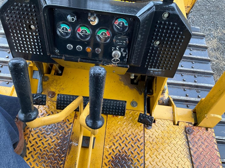 1998-deere-550g-lt-image-16