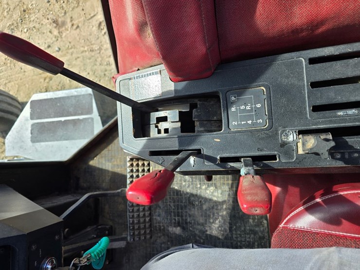 white-2-155-image-28