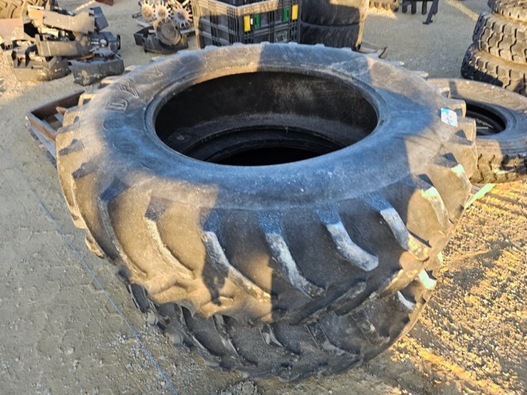 john-deere-1065-image-17