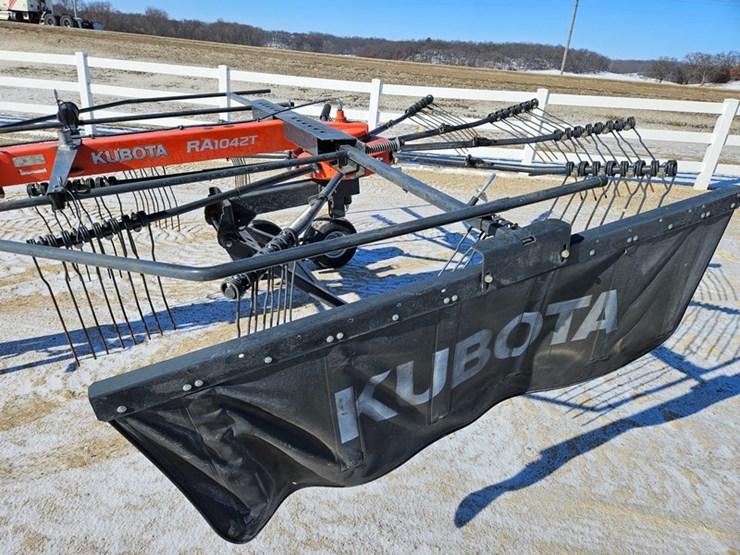 2020-kubota-ra1042t-image-16