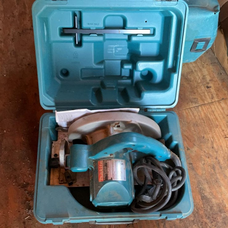 #268 • Makita Circular Saw