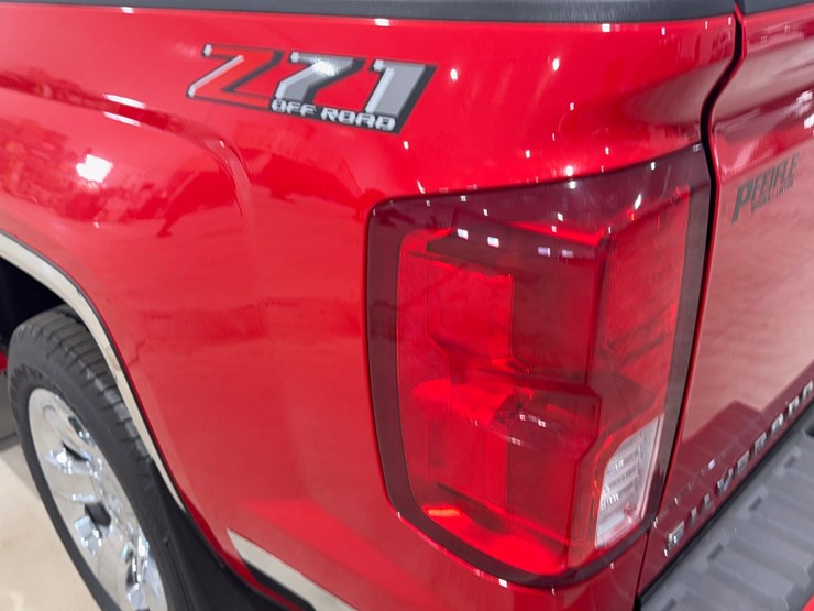 2018-chevrolet-silverado-1500-ltz-image-20