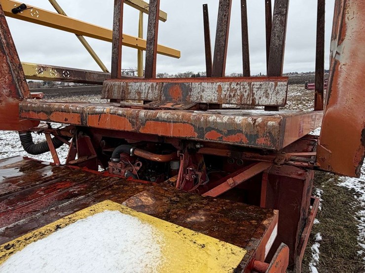 new-holland-1075-image-19