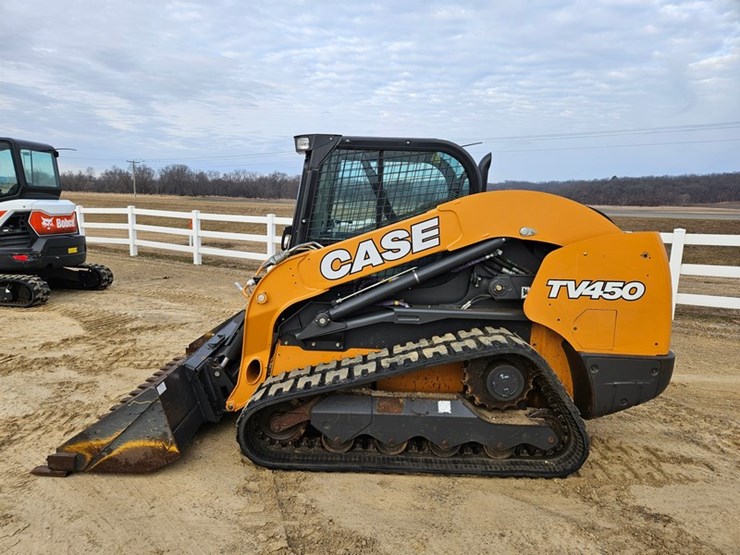 2020-case-tv450-image-2