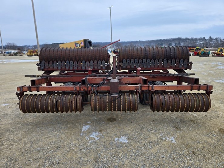 international-415-image-4