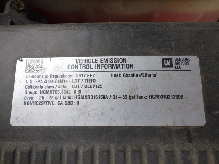 2017-chevrolet-tahoe-image-12