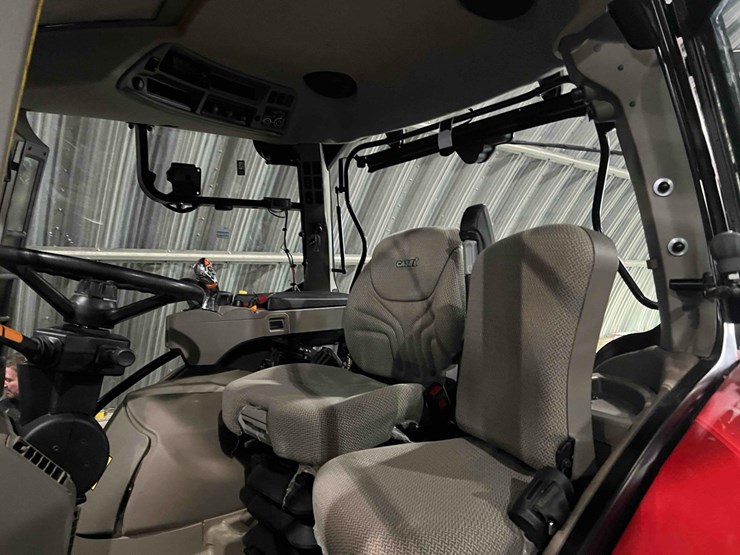 2021-case-ih-maxxum-135-image-23