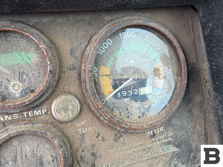 case-2670-tractor-image-43