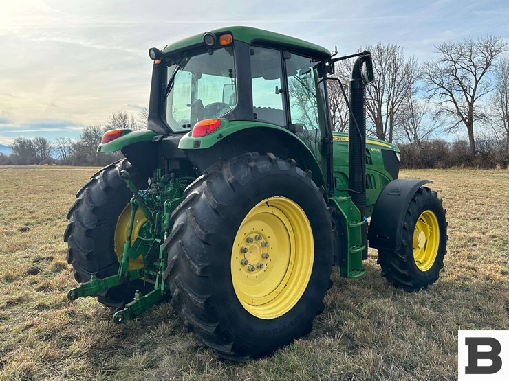 2014-john-deere-6140m-image-8