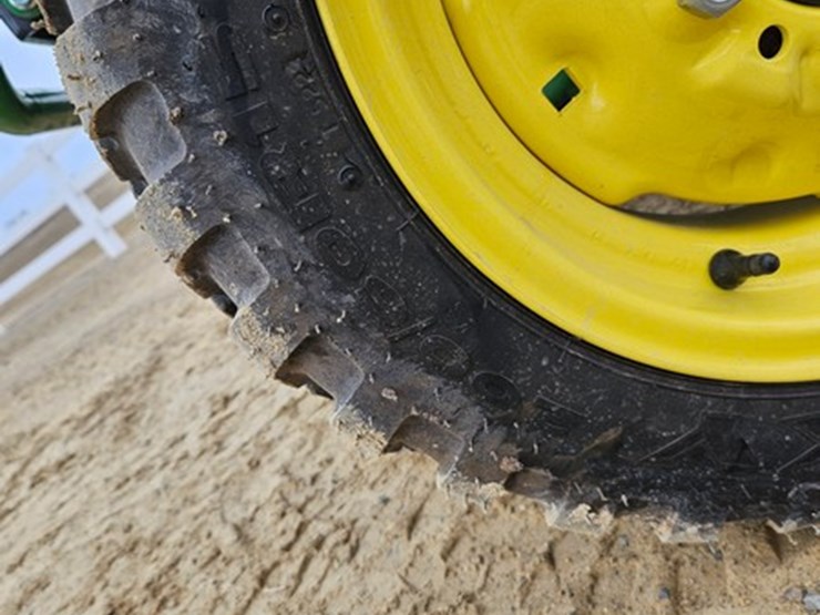 2025-john-deere-2038r-image-43