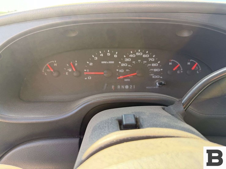 2006-ford-econoline-350-image-29