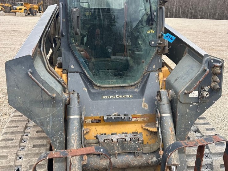 2018-deere-331g-image-14