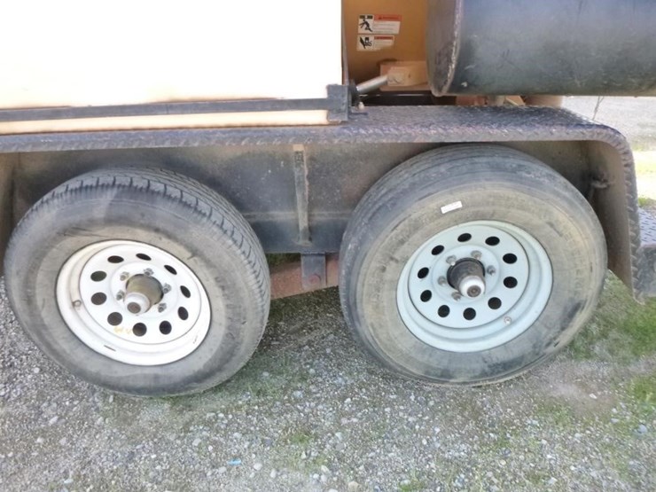 2013-vermeer-v500-image-23