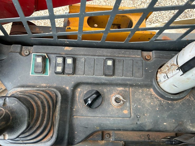 takeuchi-tl10-image-24