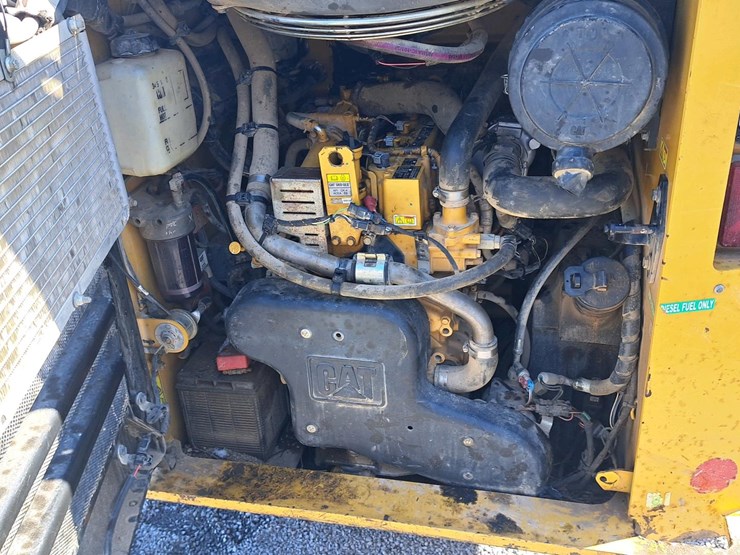 2018-caterpillar-289d-image-19