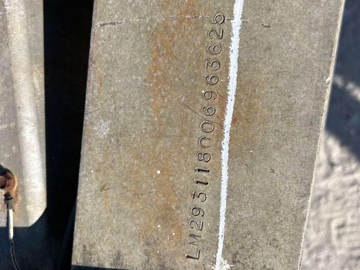 2006-sea-ray-sundancer-31ft-boat-w/-loadmaster-28ft-tri-axle-boat-trailer-image-6