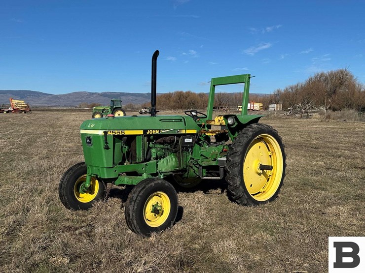 john-deere-2555-image-2