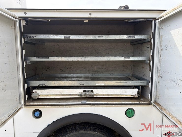 2018-ford-f550-xl-image-14