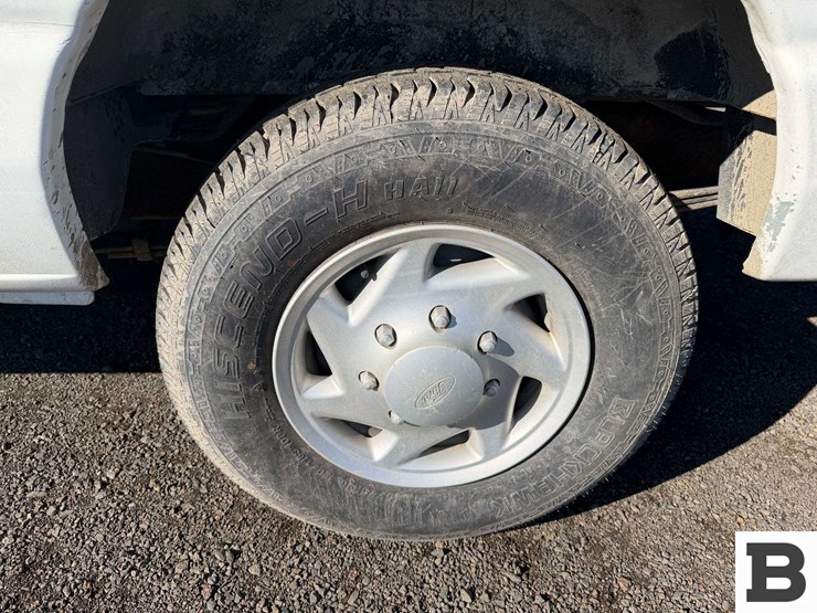 1999-ford-econoline-350-image-13