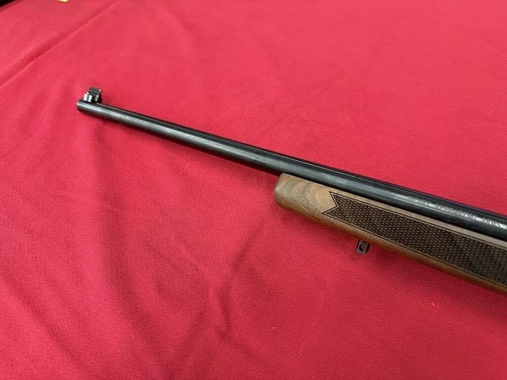 henry-model-h015-243-.243-rifle-image-6