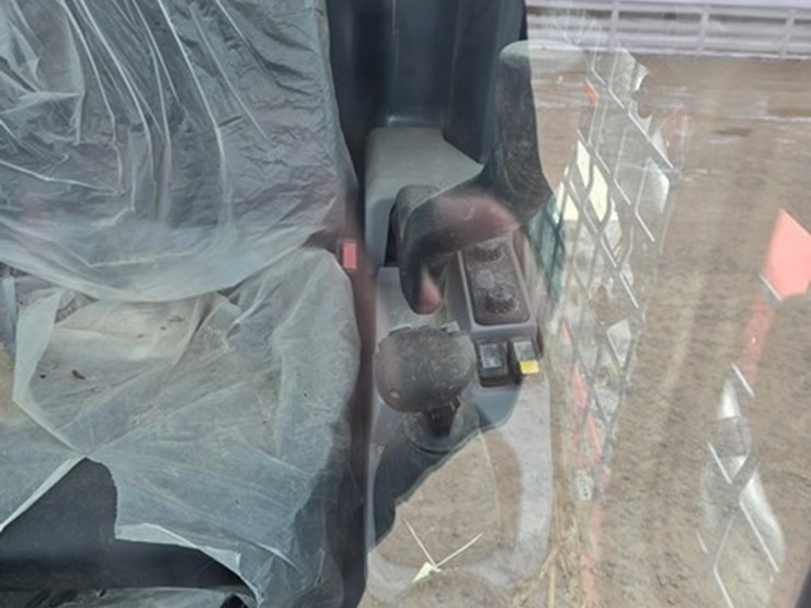 2024-kubota-svl75-3-image-17