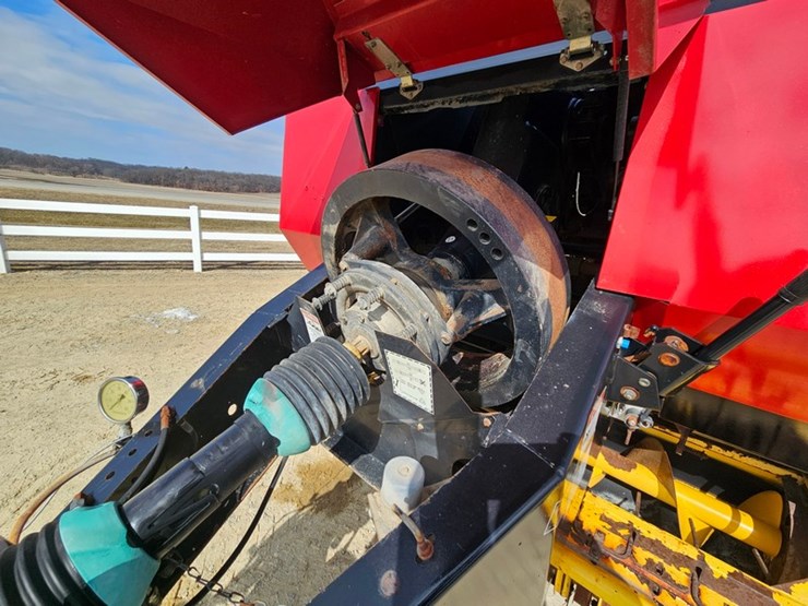 new-holland-bb940a-image-18