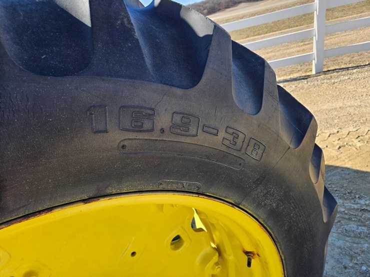 john-deere-3010-image-33