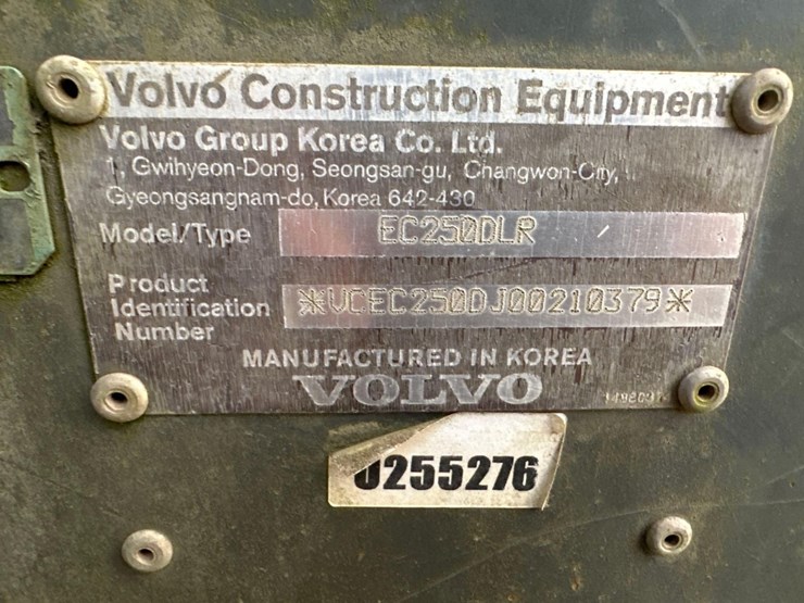 2014-volvo-ec250d-lr-image-8