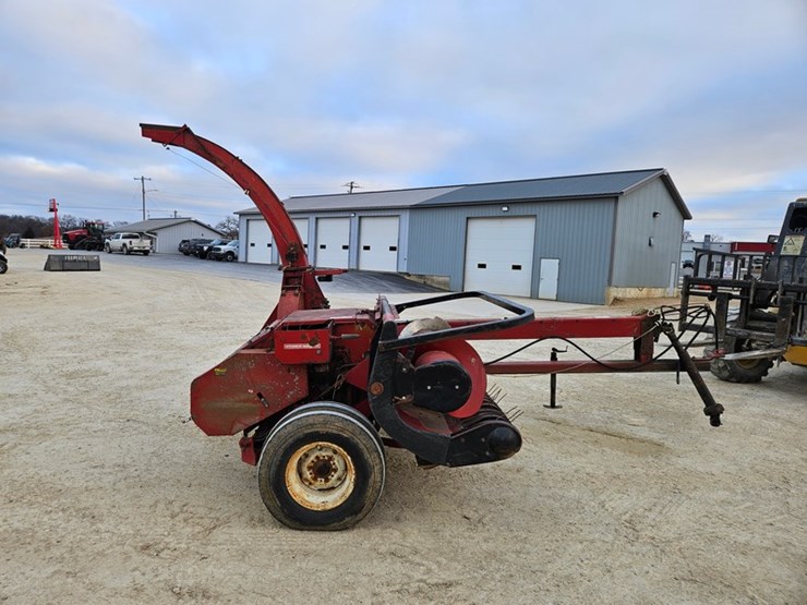 international-881-image-6