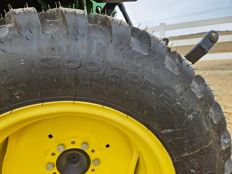 2025-john-deere-2038r-image-47