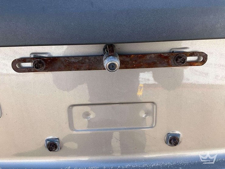 2015-ford-explorer-image-29