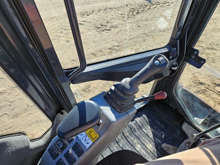 bobcat-e35i-image-24