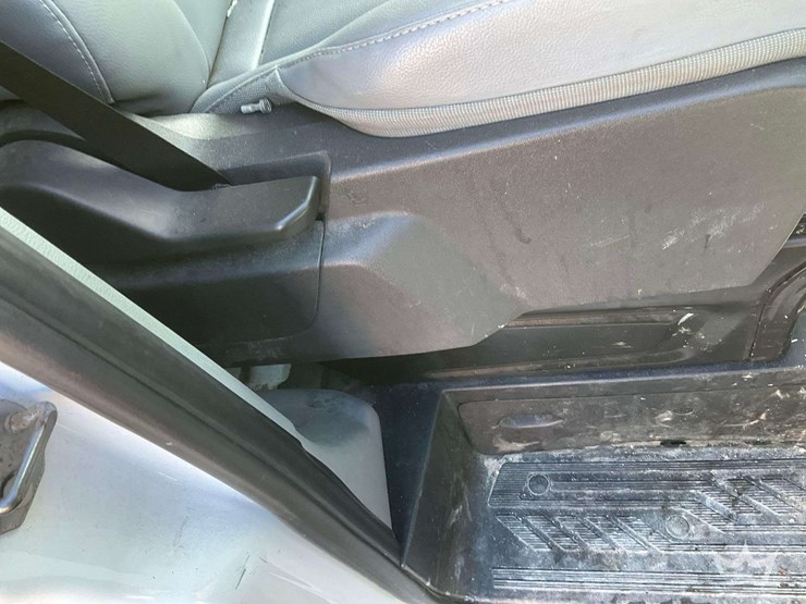 2016-ford-transit-image-22