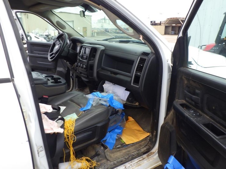 2013-dodge-1500-image-6