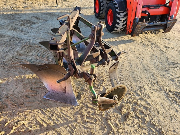 john-deere-125-image-10