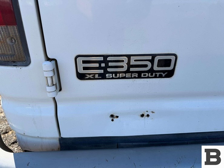 1999-ford-econoline-350-image-17