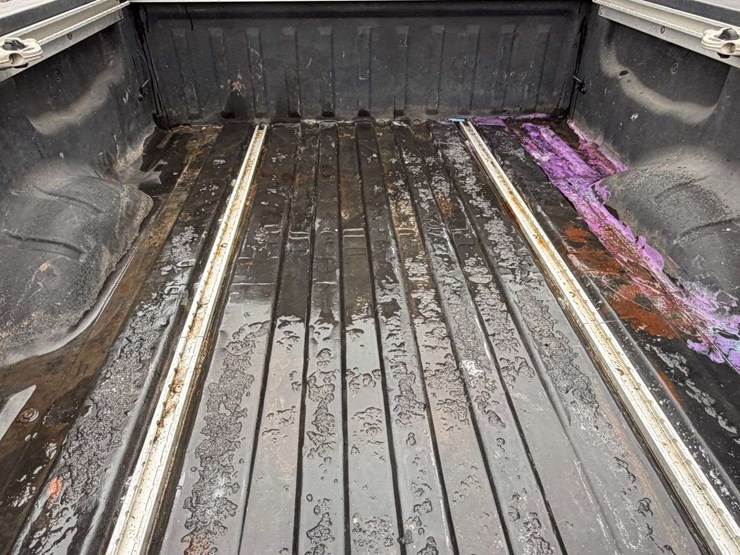 2004-nissan-titan-image-12