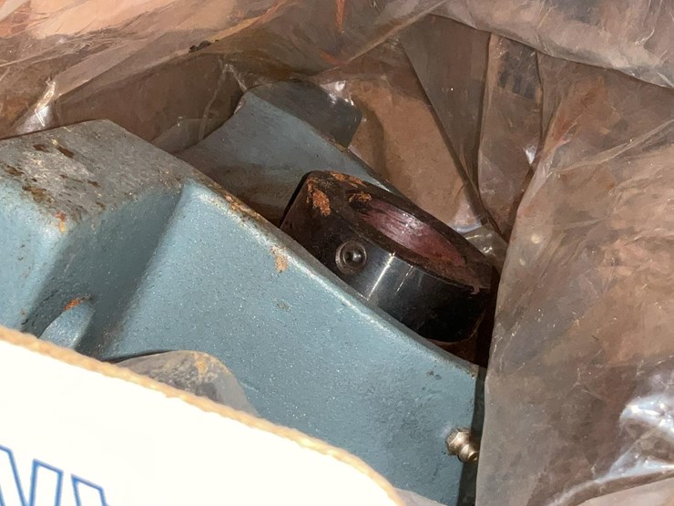 #248-•-parts-on-shelf-image-7