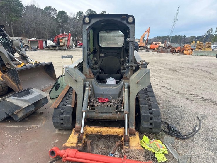 john-deere-319dt-crawler-skid-steer-image-2